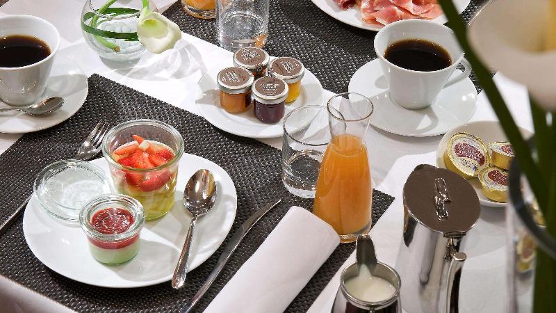 فندق Sofitel Paris Baltimore Tour Eiffel