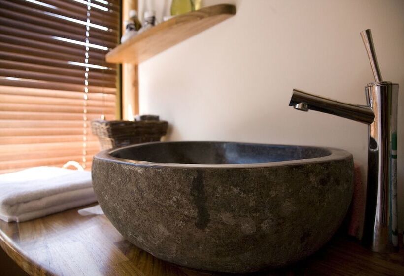 בית מלון כפרי & Spa Les Bartavelles