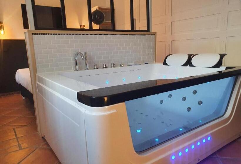 فندق The Originals Boutique, Clair Hôtel, Martigues