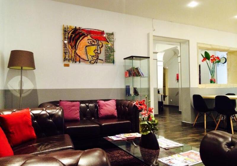 هتل The Originals Boutique, Hôtel Danieli, Avignon