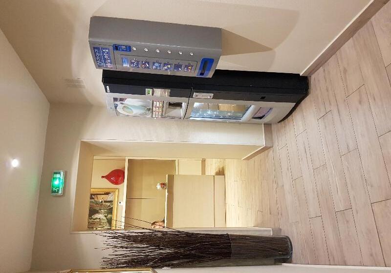 هتل The Originals Boutique, Hôtel Danieli, Avignon