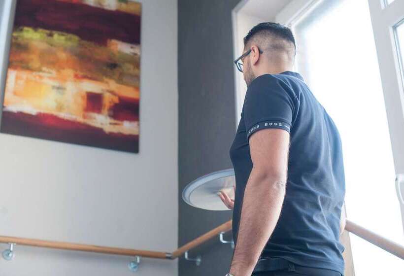 ホテル The Originals Boutique, Hôtel De L Univers, Montluçon