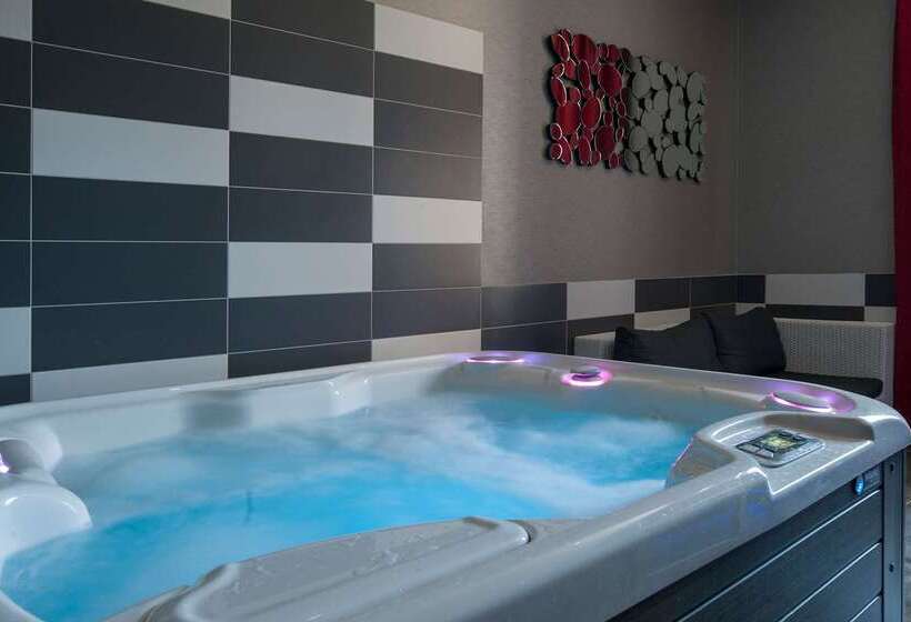 ホテル The Originals Boutique, Hôtel De L Univers, Montluçon