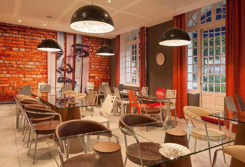 ホテル The Originals Boutique, Hôtel De L Univers, Montluçon