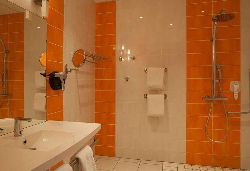 ホテル The Originals Boutique, Hôtel De L Univers, Montluçon