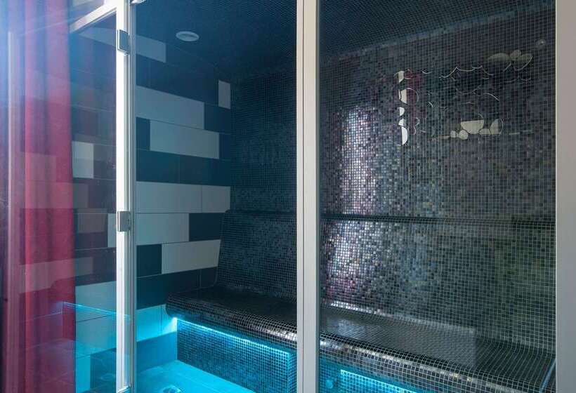 ホテル The Originals Boutique, Hôtel De L Univers, Montluçon