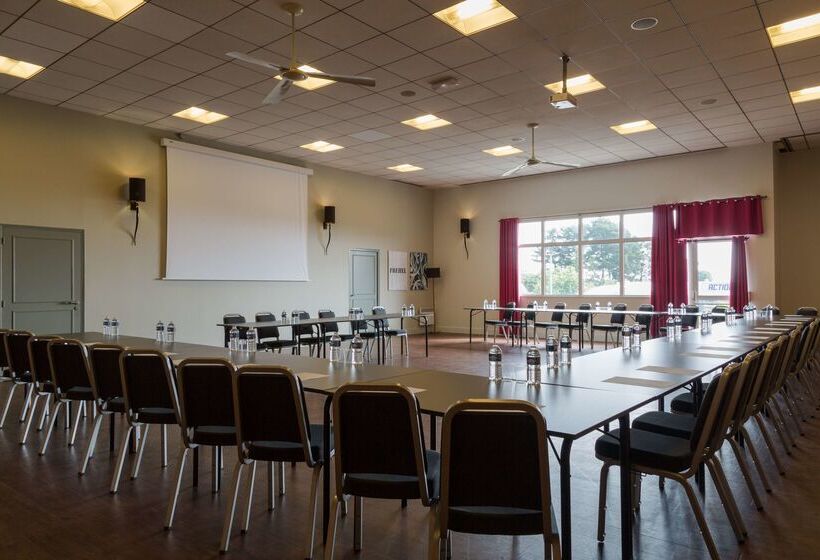 호텔 Logis, Hôtel Au Chêne Vert, Saint Brieuc Nord