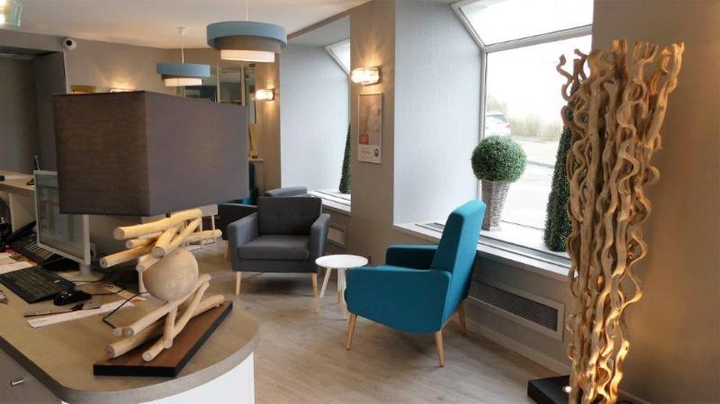 Отель The Originals City, Hôtel Le Boeuf Rouge, Saintjunien