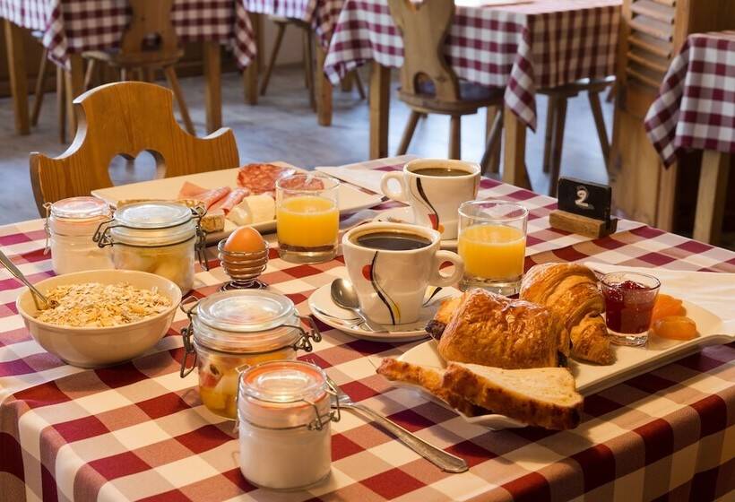 בית מלון כפרי The Originals Annemasse Sud   Porte De Genève