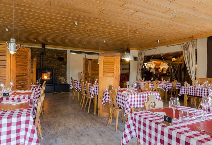 בית מלון כפרי The Originals Annemasse Sud   Porte De Genève