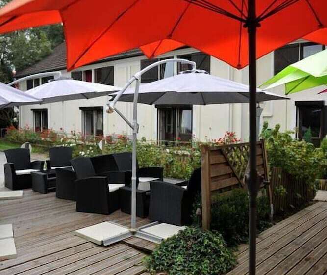 בית מלון כפרי The Originals Annemasse Sud   Porte De Genève