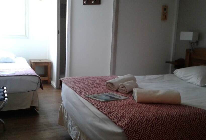 בית מלון כפרי The Originals Annemasse Sud   Porte De Genève