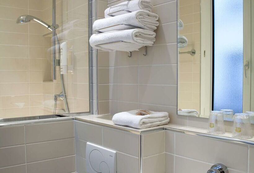 Timhotel Invalides Eiffel