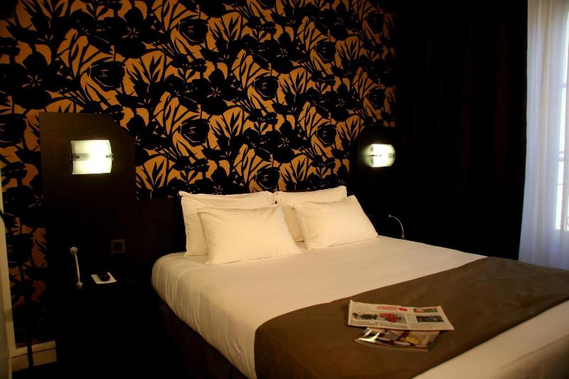 هتل Voltaire Opera Nantes Centre