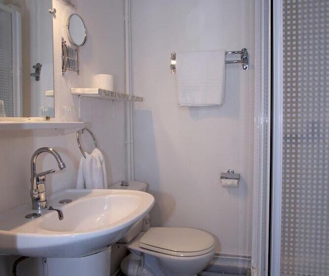 בית מלון כפרי Logis Hôtel Restaurant La Coupe D Or