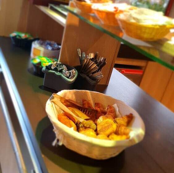 Welcomotel Coignières