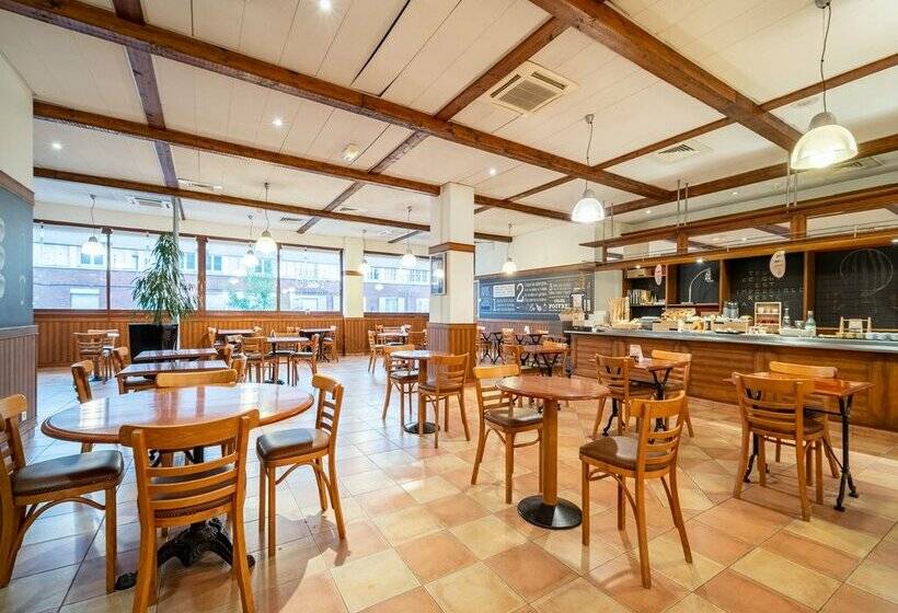 B&B HOTEL Amiens Centre Cathédrale