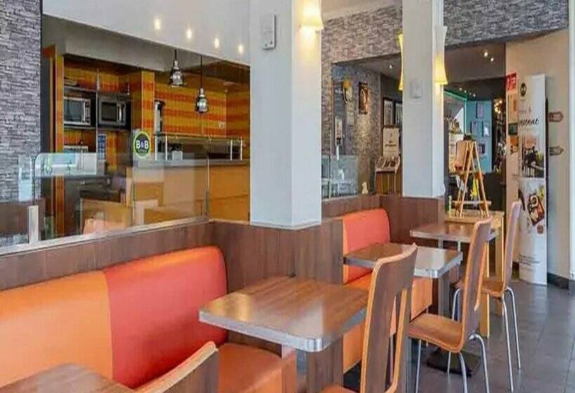 B&B HOTEL Chartres Centre Cathédrale