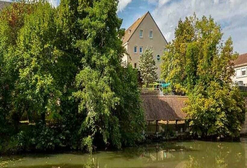 B&B HOTEL Chartres Centre Cathédrale