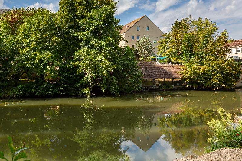 B&B HOTEL Chartres Centre Cathédrale