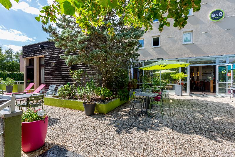 B&B HOTEL Chartres Centre Cathédrale