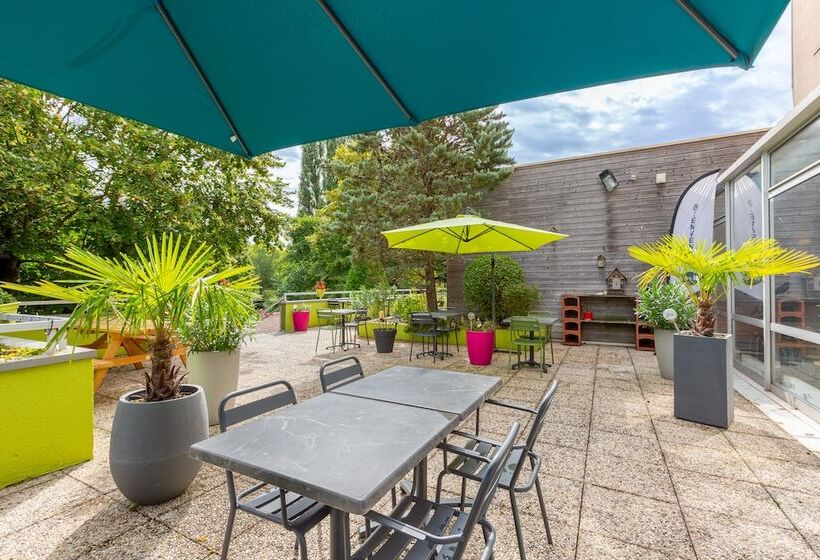 B&B HOTEL Chartres Centre Cathédrale