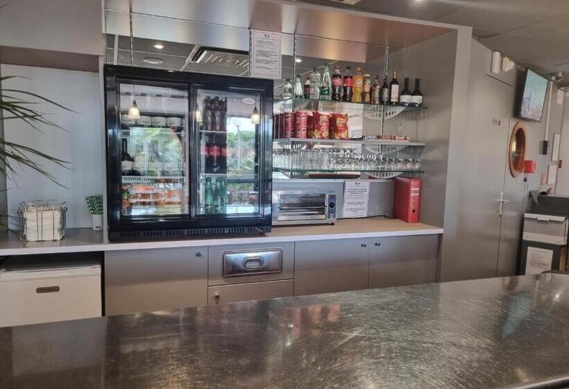 فندق Ace Hôtel Travel Fabrègues   A9 Montpellier Sud