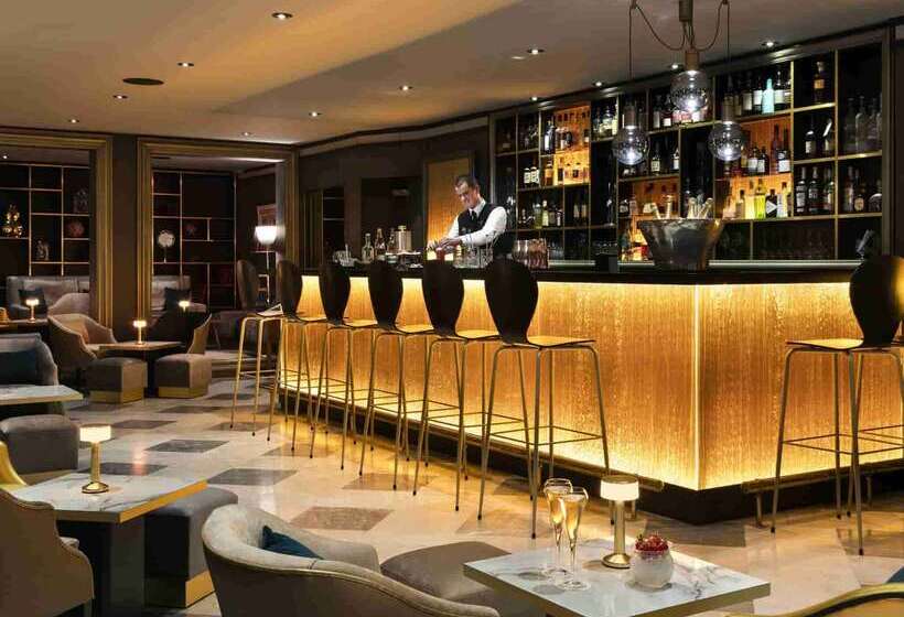 בית מלון כפרי Barriere L Hermitage