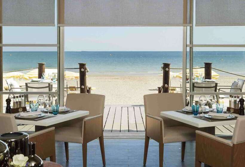 בית מלון כפרי Barriere L Hermitage