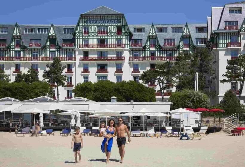 בית מלון כפרי Barriere L Hermitage