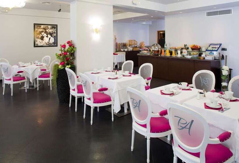 酒店 Best Western Premier Le Patio Des Artistes Wellness Jacuzzi