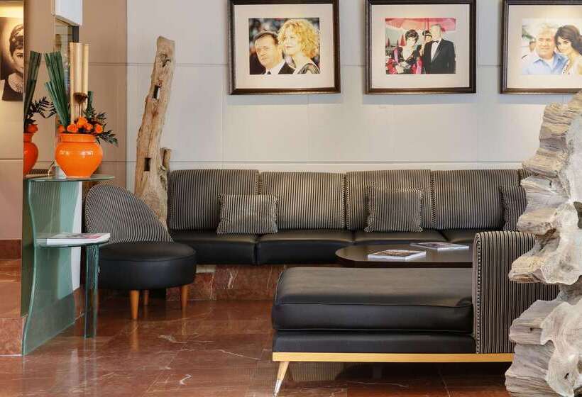 酒店 Best Western Premier Le Patio Des Artistes Wellness Jacuzzi