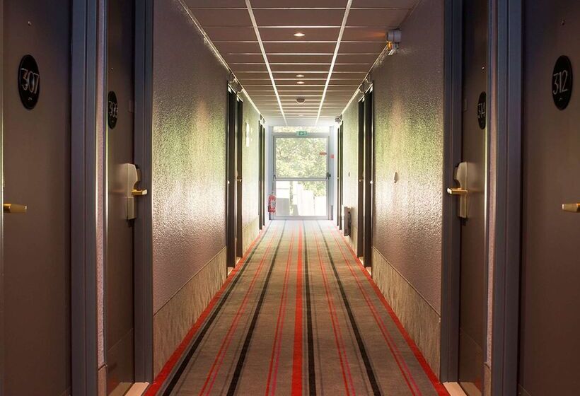 ホテル Hôtel Inn Design Paris Saint Quentin