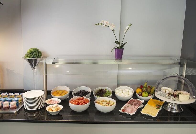 ホテル Hôtel Inn Design Paris Saint Quentin