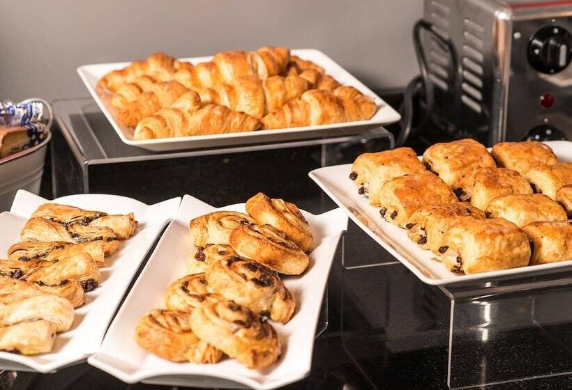 ホテル Hôtel Inn Design Paris Saint Quentin