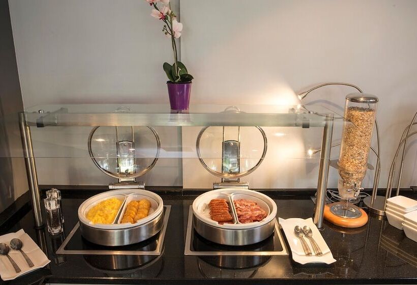 ホテル Hôtel Inn Design Paris Saint Quentin