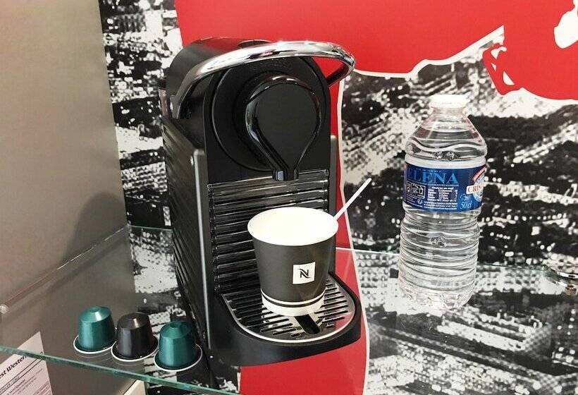 ホテル Hôtel Inn Design Paris Saint Quentin