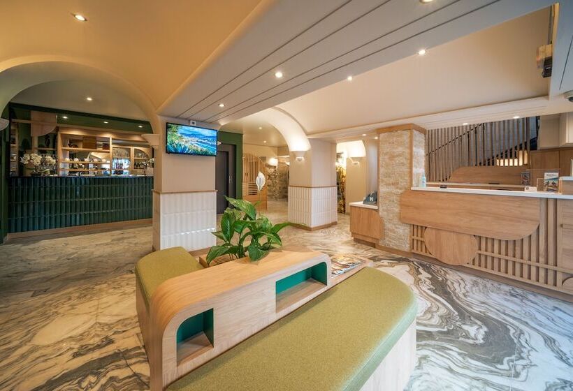 ホテル Boréal Nice