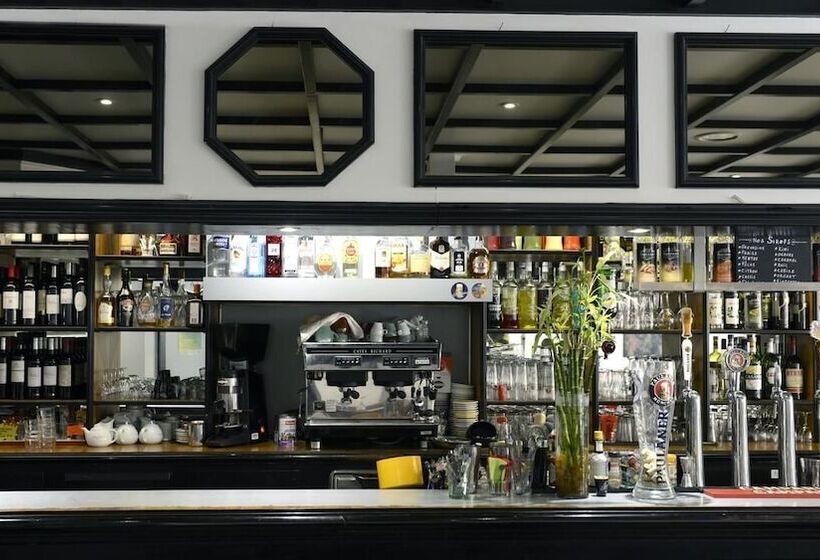 ホテル Brasserie Du Parc