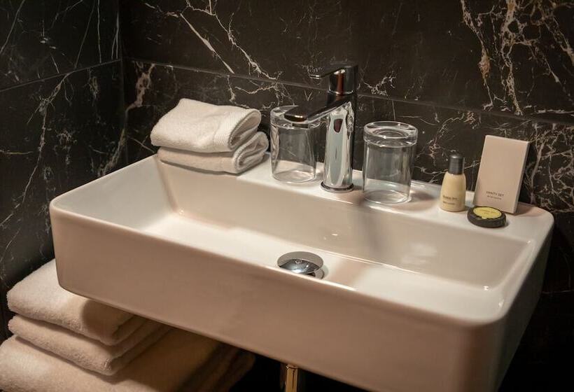 Brit Hotel Kara Sainte Anne D Auray