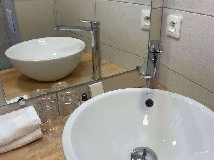 Brit Hotel Kara Sainte Anne D Auray