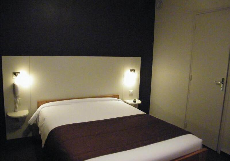 Brit Hotel L Arrivée Guingamp