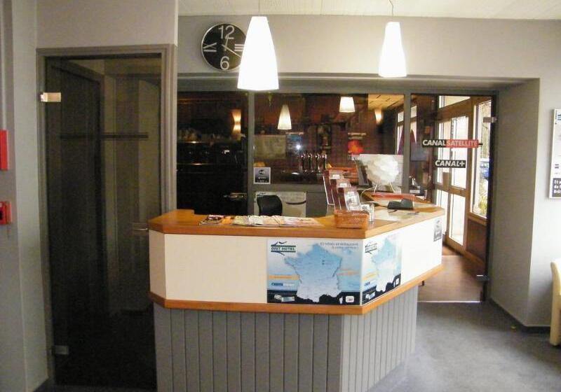 Brit Hotel L Arrivée Guingamp