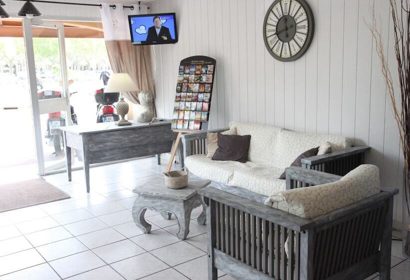 Brit Hotel Opal Centre Port