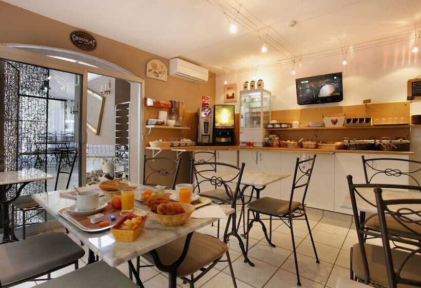 Brit Hotel Opal Centre Port