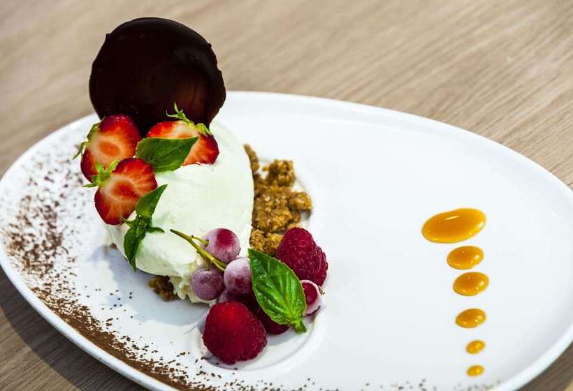 Brit Hotel Toulouse Colomiers – L’esplanade