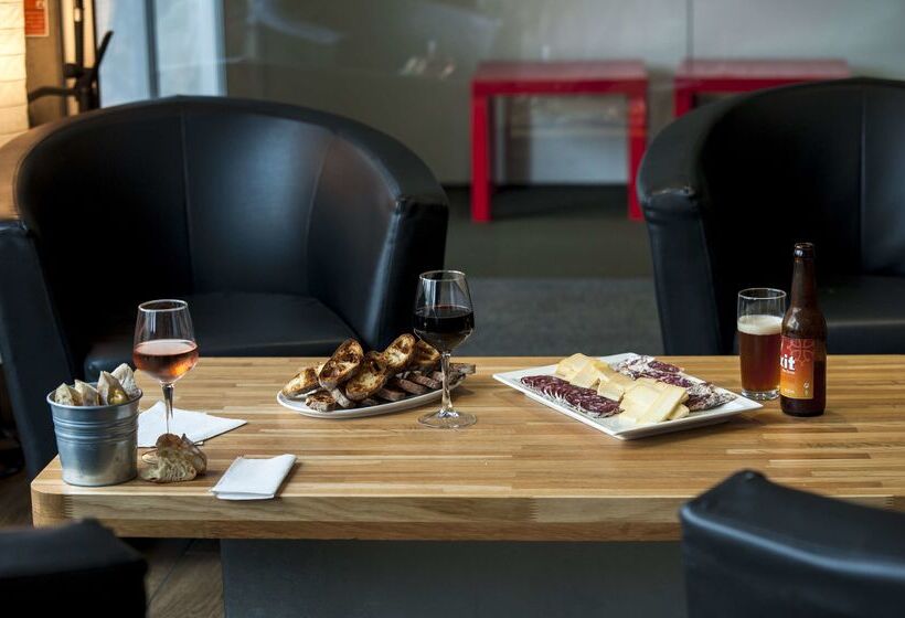 Brit Hotel Toulouse Colomiers – L’esplanade