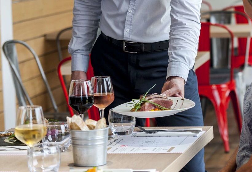 Brit Hotel Toulouse Colomiers – L’esplanade