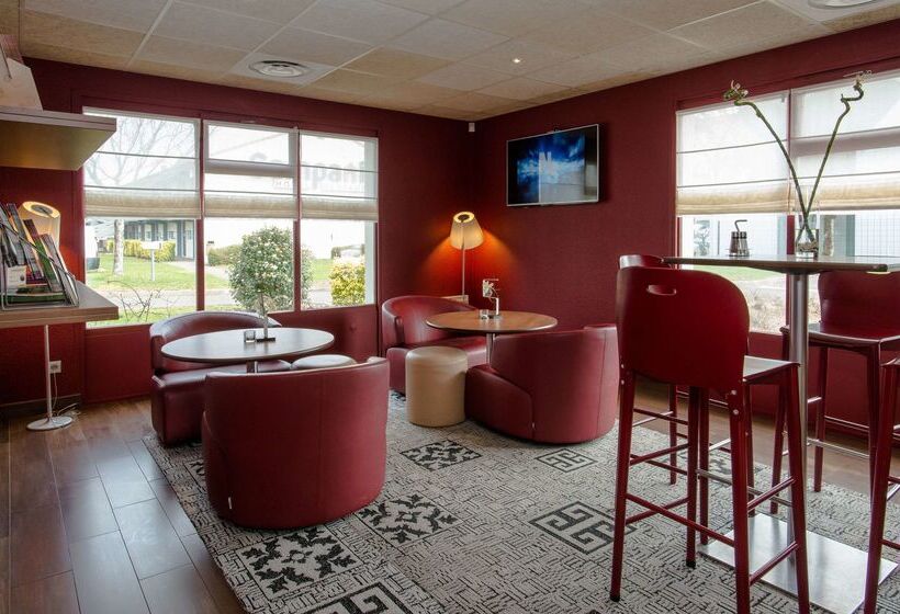 Отель Campanile Agen