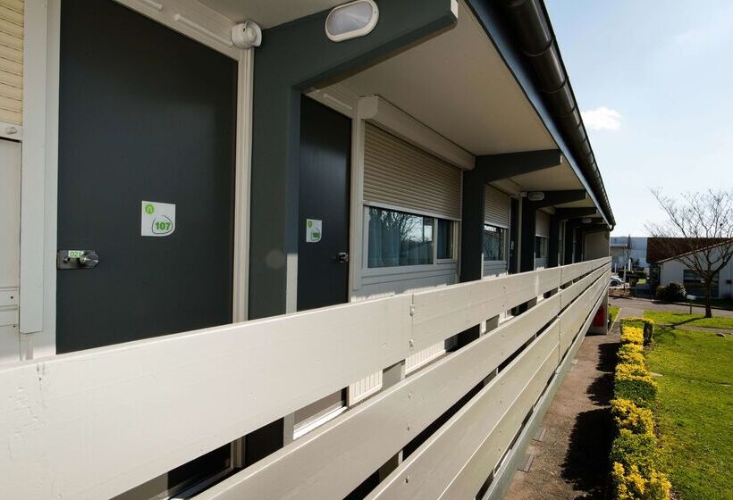 Отель Campanile Agen